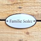 Name plate sign curved with border oval